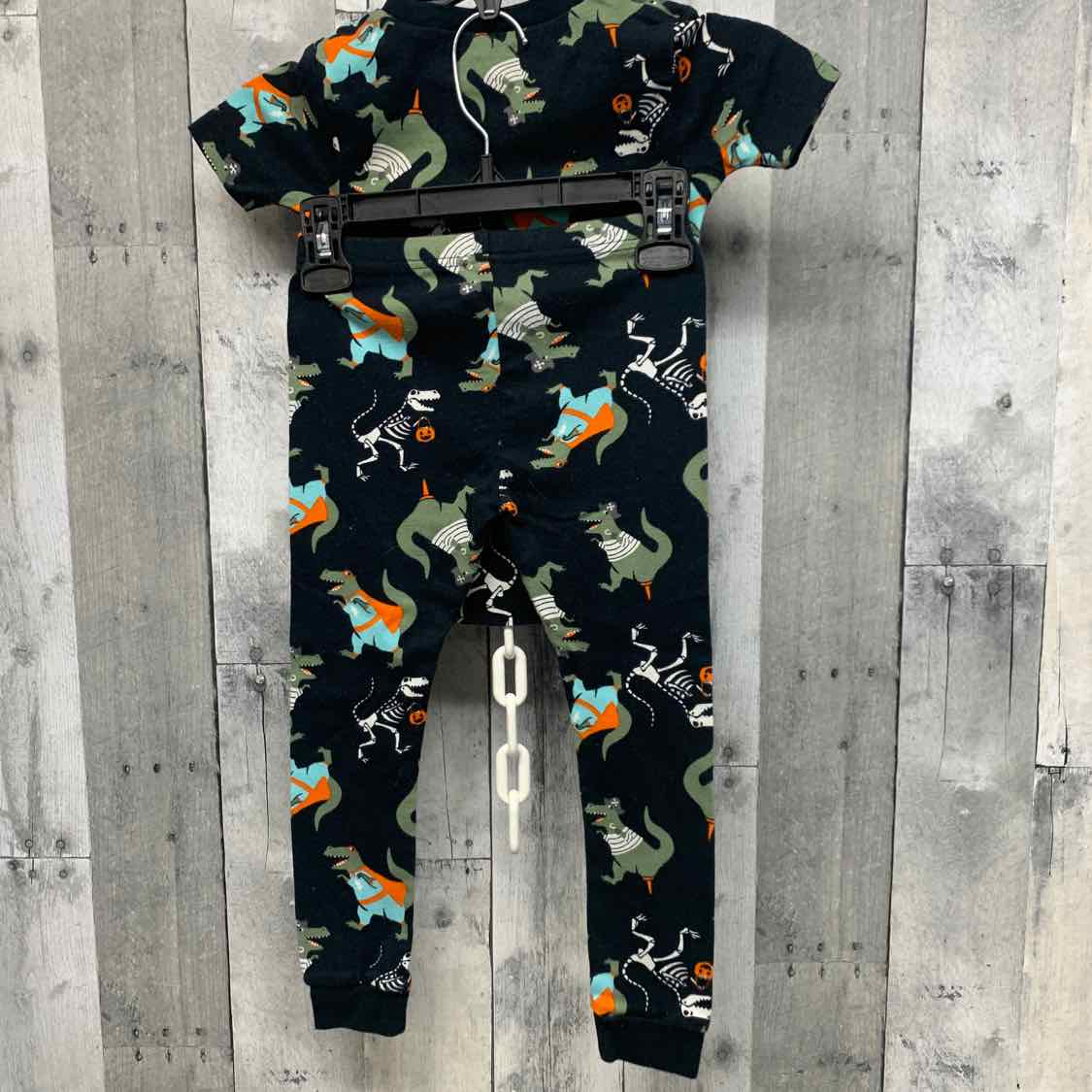 Size 4T Black Print Just One You 2pc PJs
