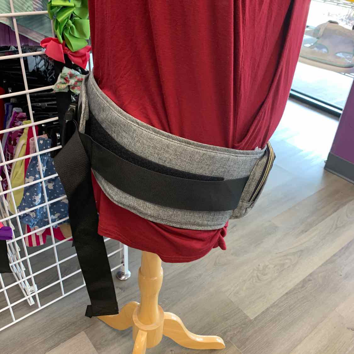 Moby Gray Infant Carrier
