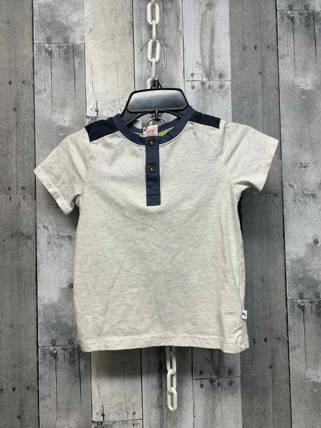 Size 4T Gray/Navy Tommy Bahama Shirt/Shorts