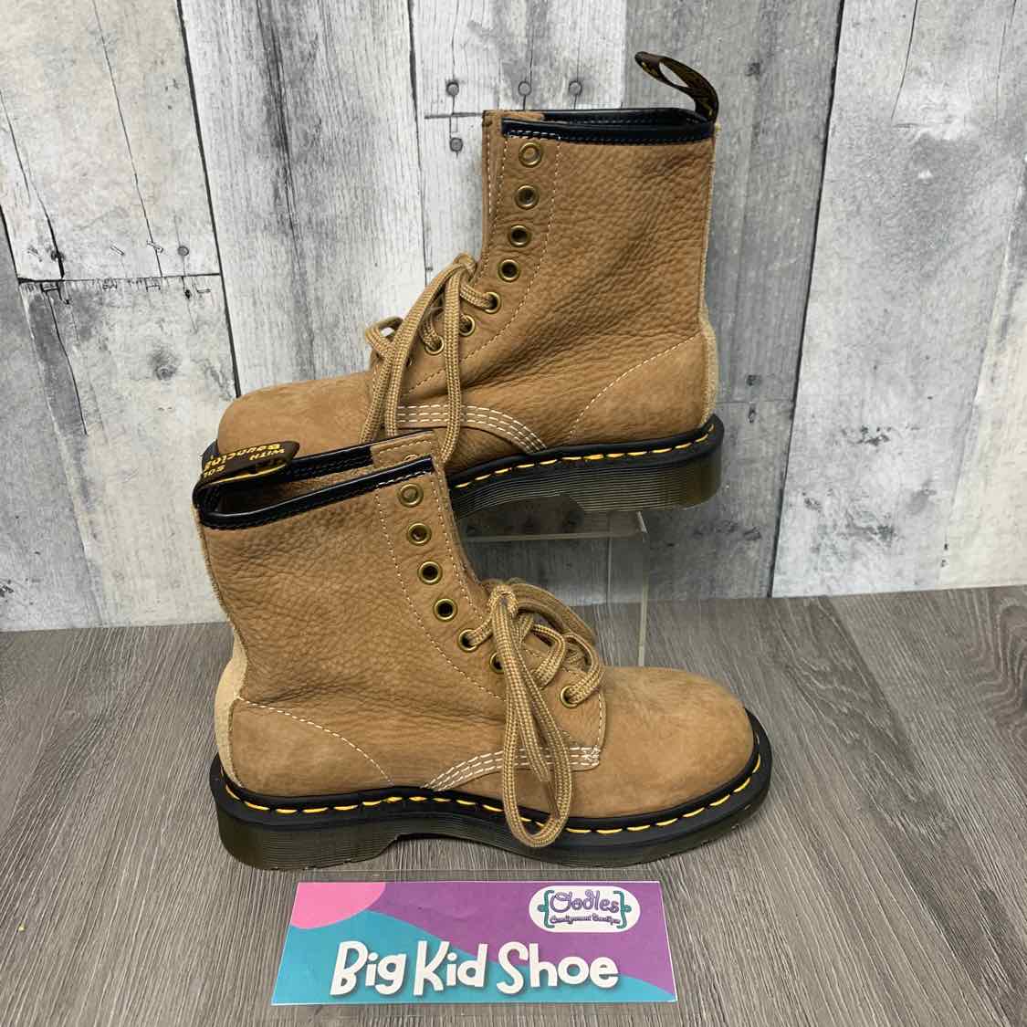 Size 4/5 Light Brown Name Brand Boots