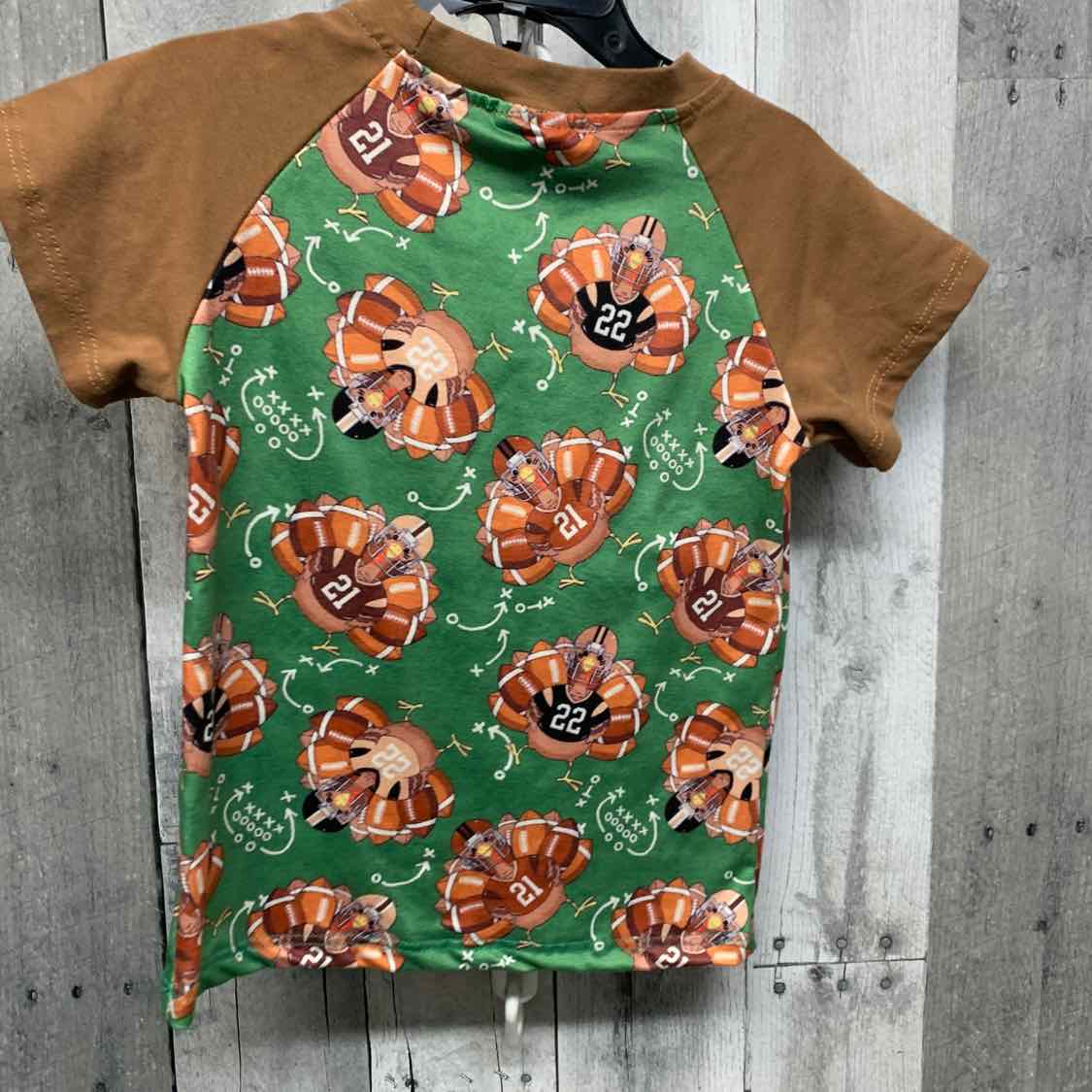 Size 12-18 Months Green/Brown Boutique Brand T Shirt