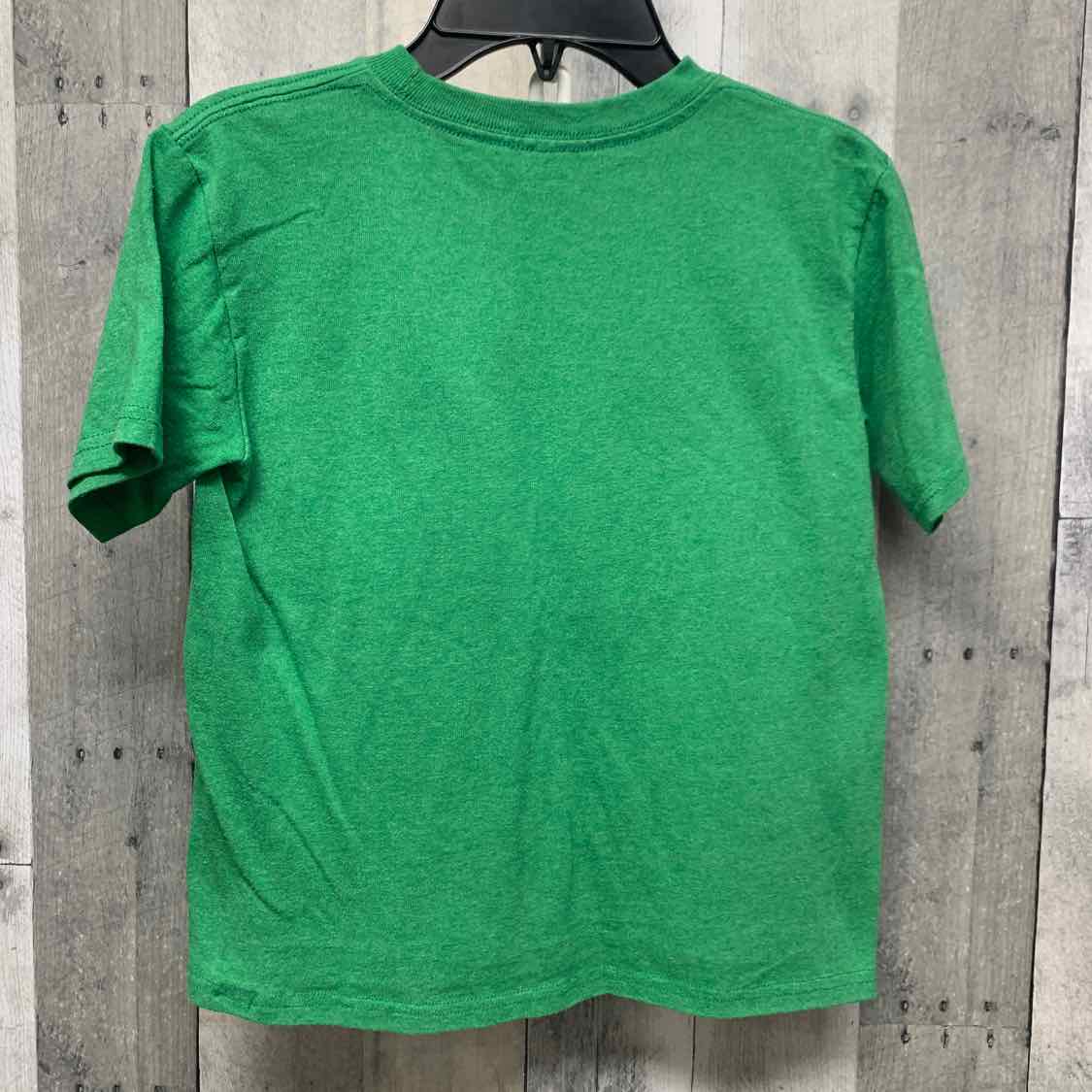 Size 7 Green Graphic Peanuts T Shirt - OodlesCB