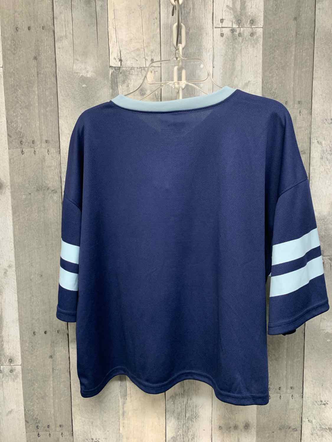 Size Large Navy/Blue B Brand T Shirt