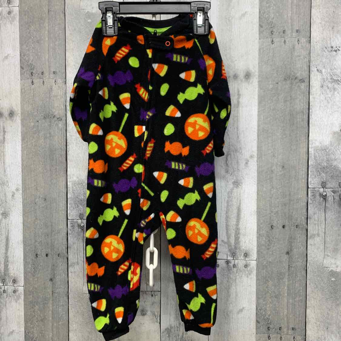 Size 6-9 Months Black Graphic Holiday Brands Footy PJs