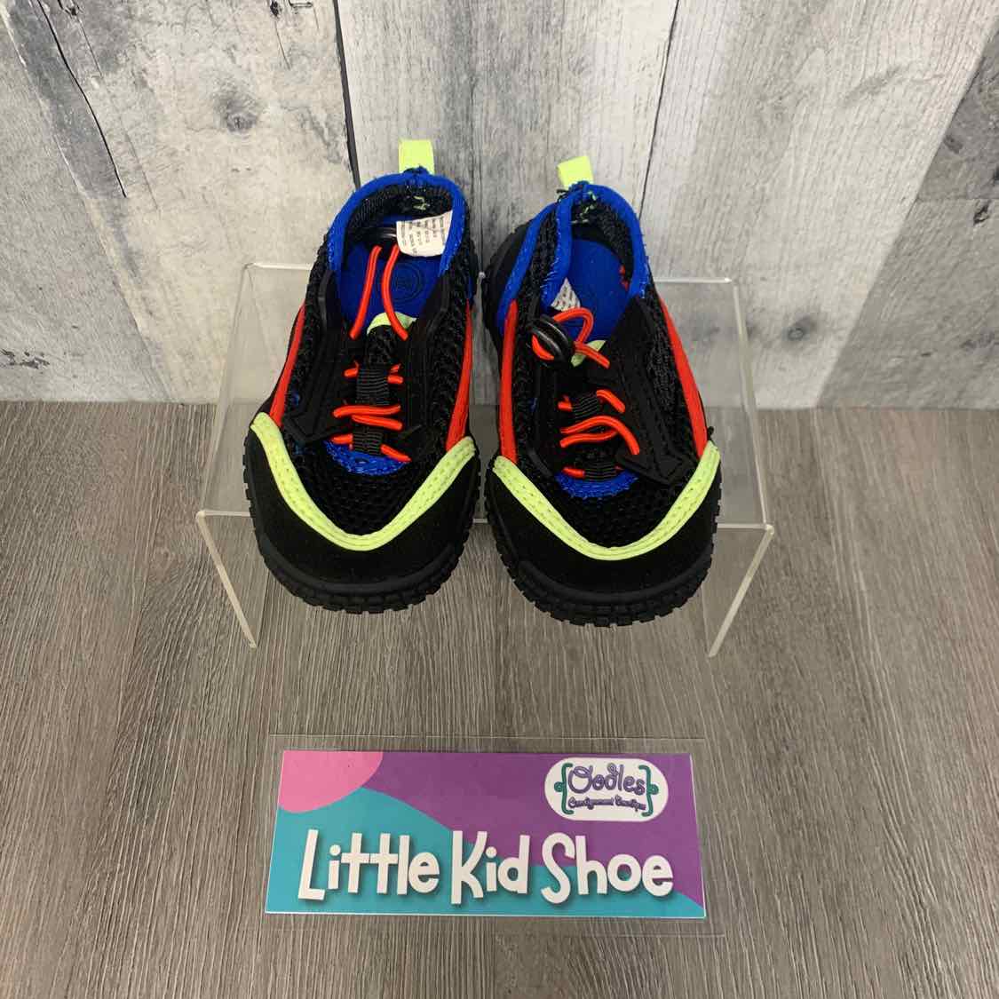 Size 5/6 Black/Red Wonder Nation Water Shoes
