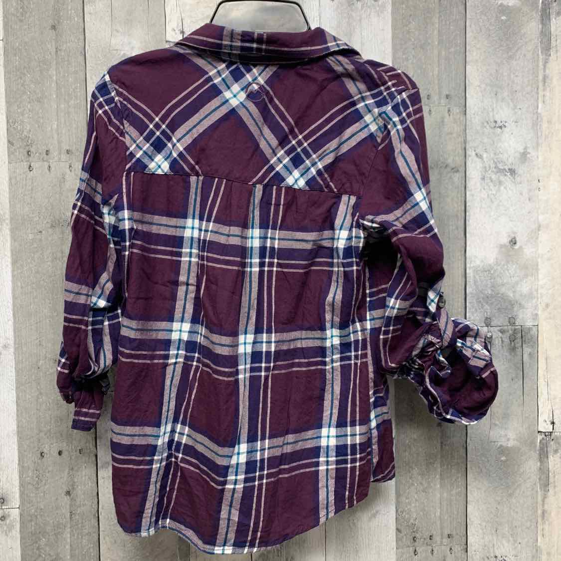 Size Large Purple Plaid Magellan Outdoors LS Button Up