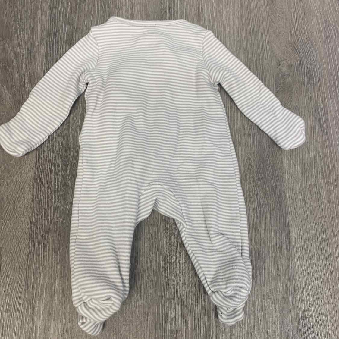 Size Preemie Gray/White Simple Joys Footy PJs