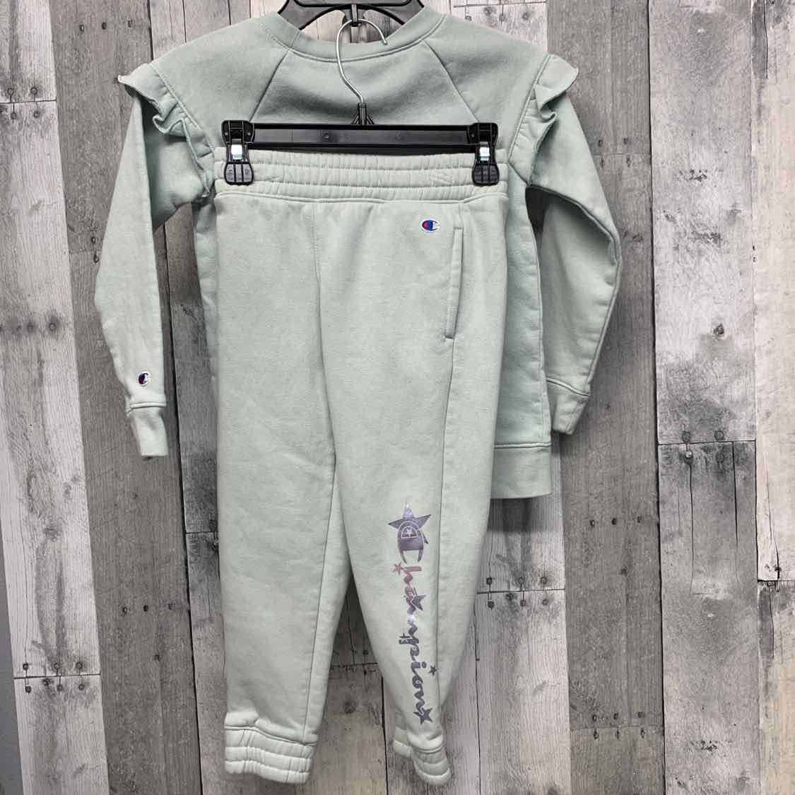 Size 5 Green Champion Sweats - 2pc