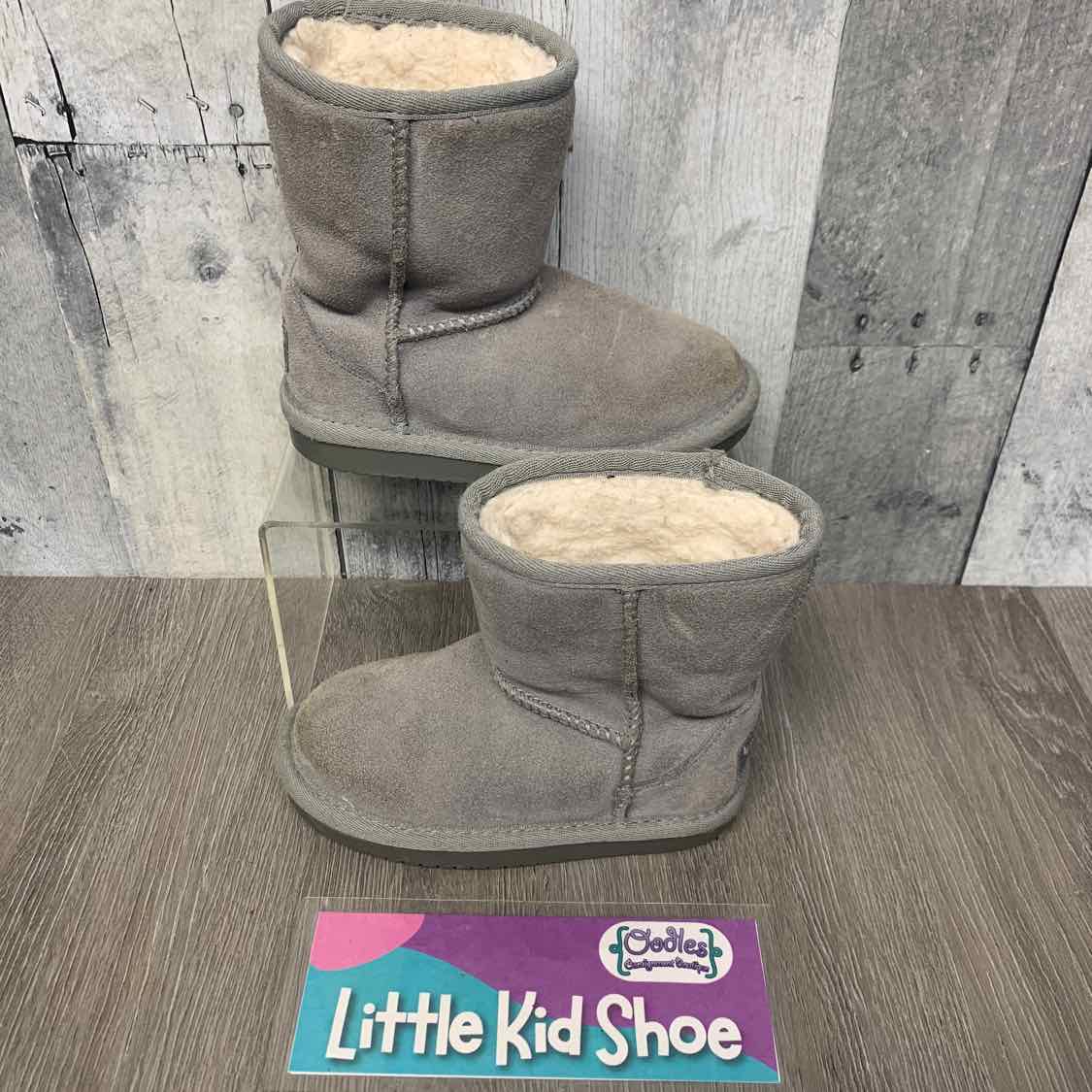 Size 8 Gray UGG Boots