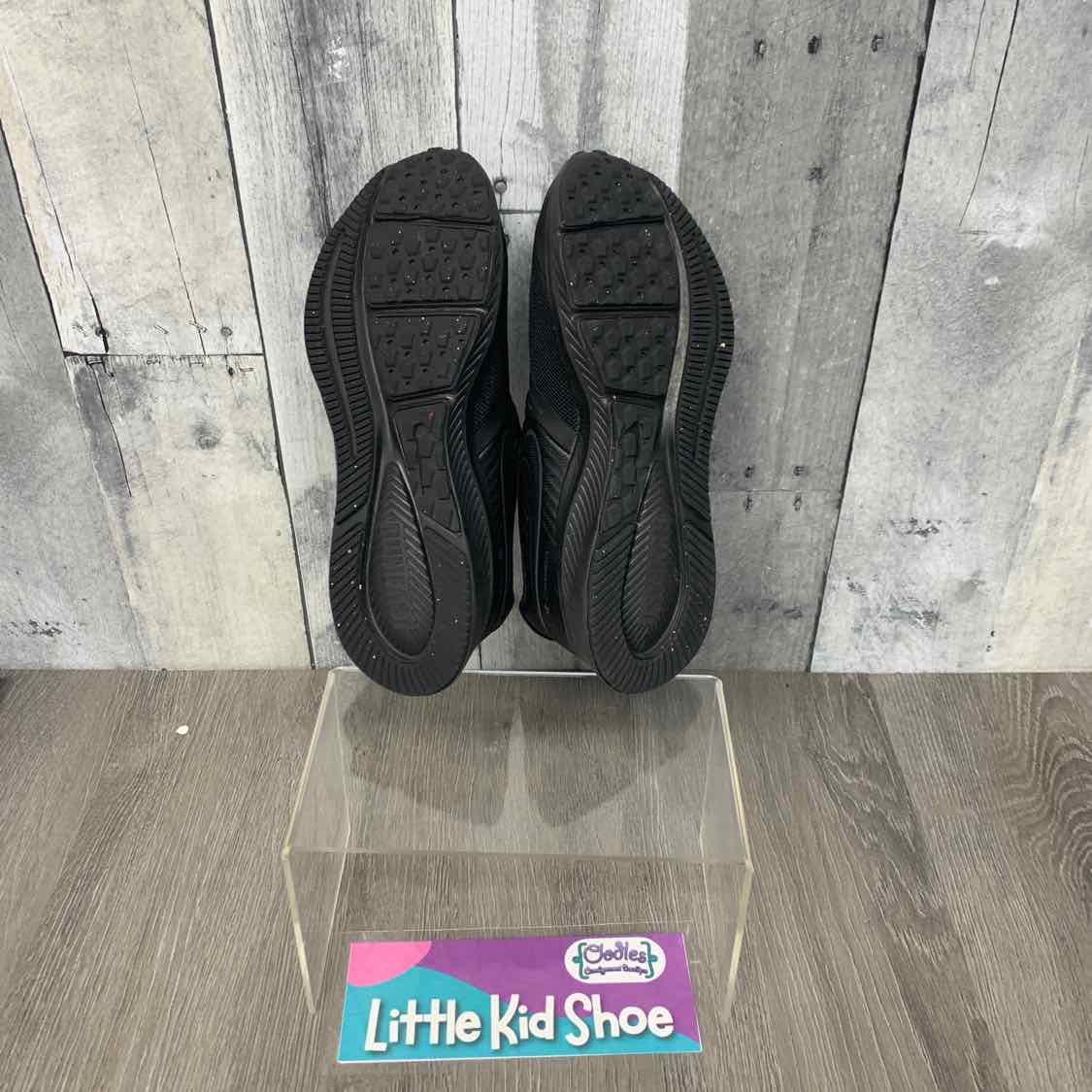 Size 2.5 Black Sport Brand Sneakers