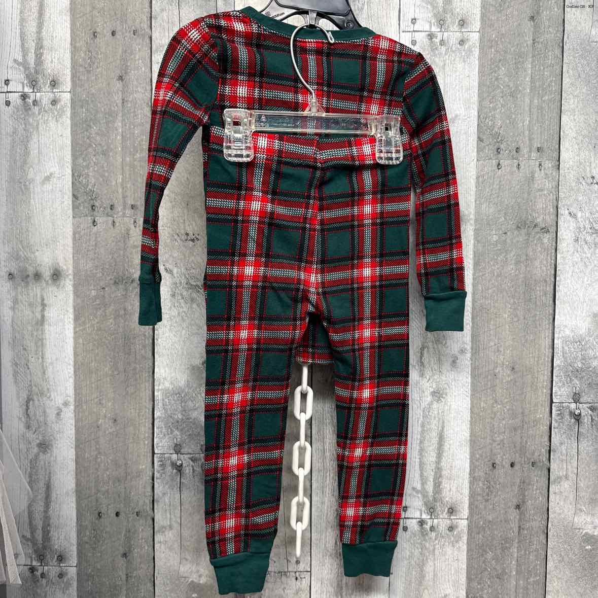 Size 3T Green/Red Old Navy 2pc PJs