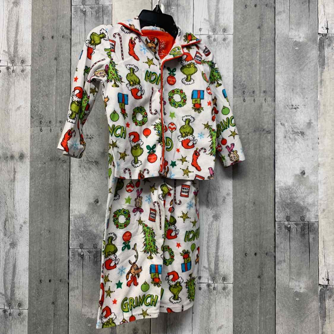 Size 2T White Print Dr Seuss 2pc PJs