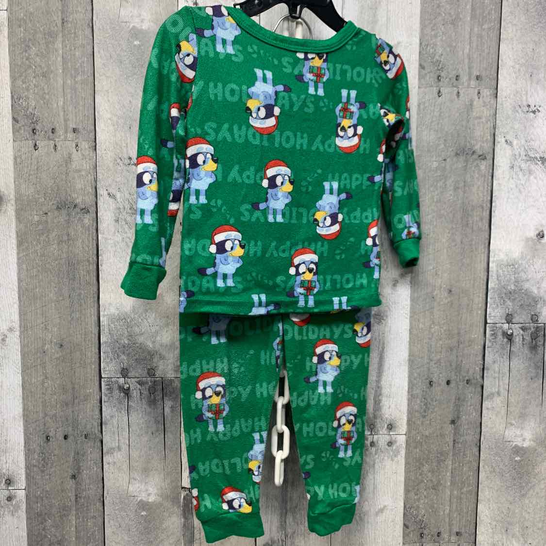 Size 3T Green Print Disney 2pc PJs