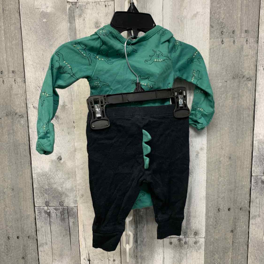 Size 3 Months Green/Black Carter's Shirt/Pants