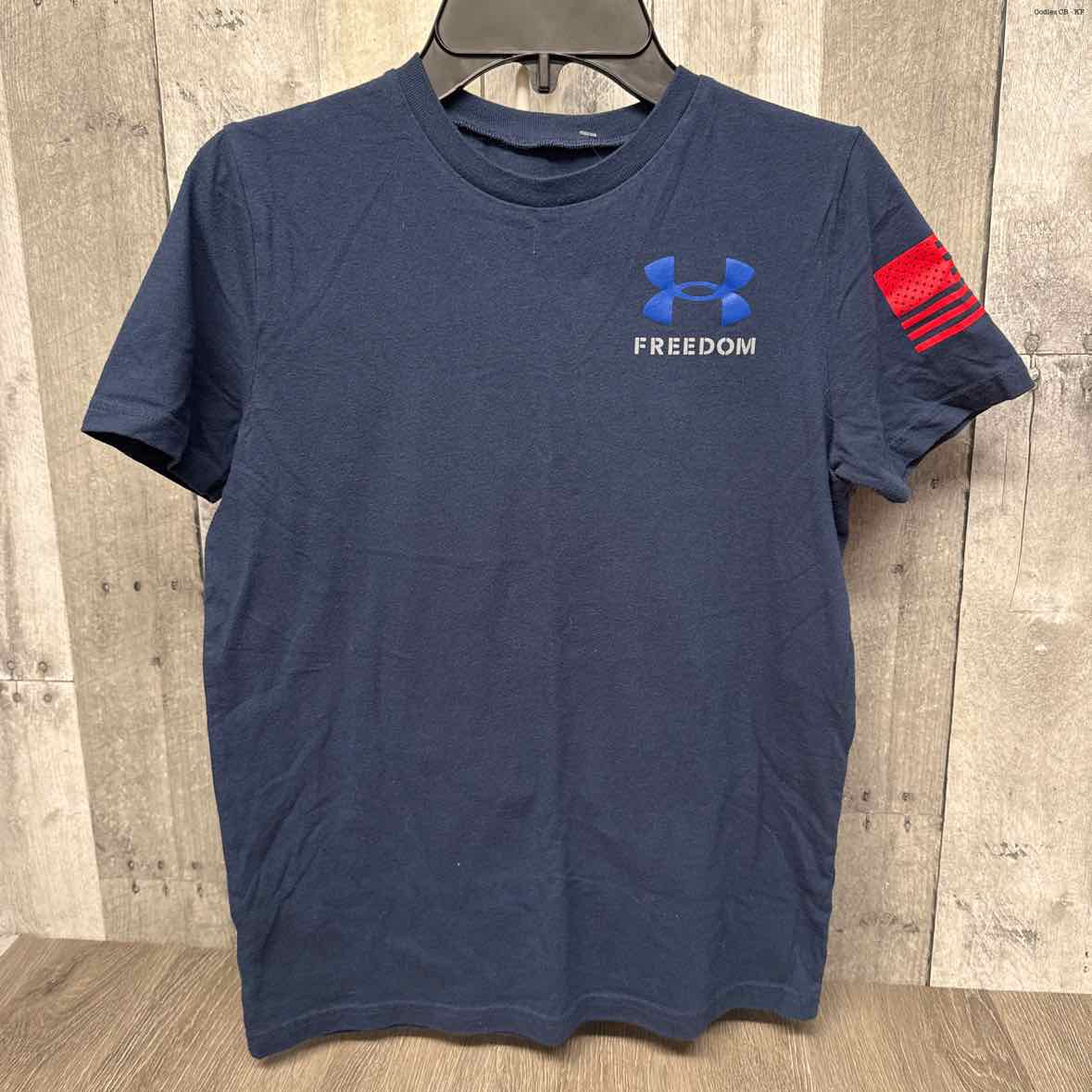 Size Medium Navy/Red Sport Brand T Shirt