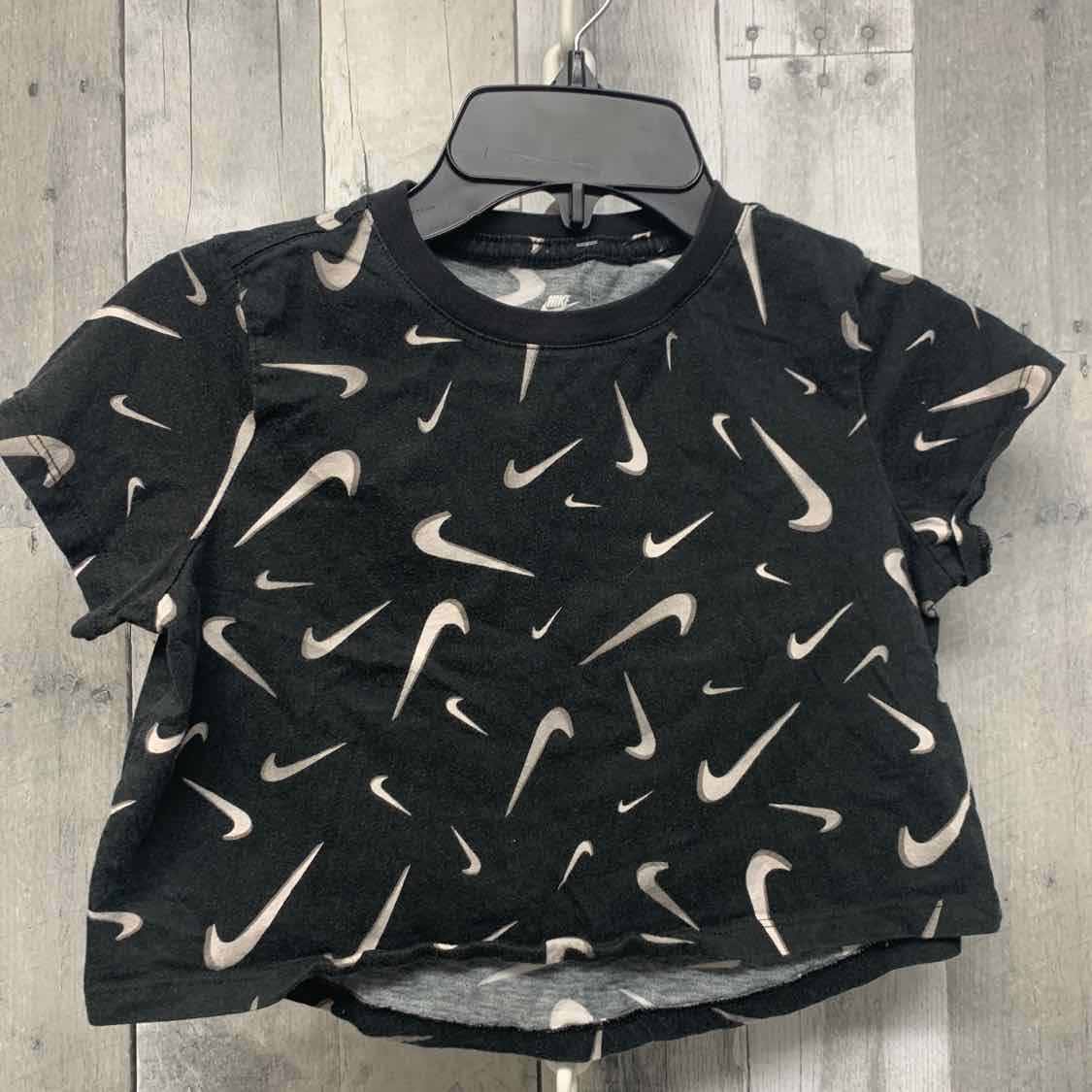 Size Medium Black Print Sport Brand T Shirt - OodlesCB
