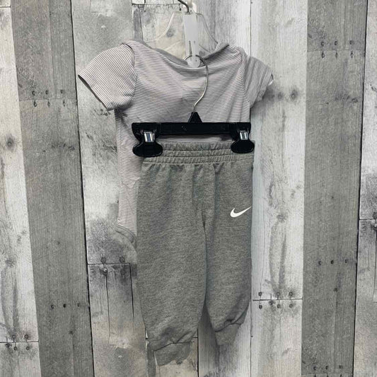 Size 6 Months Gray/White Sport Brand Shirt/Pants