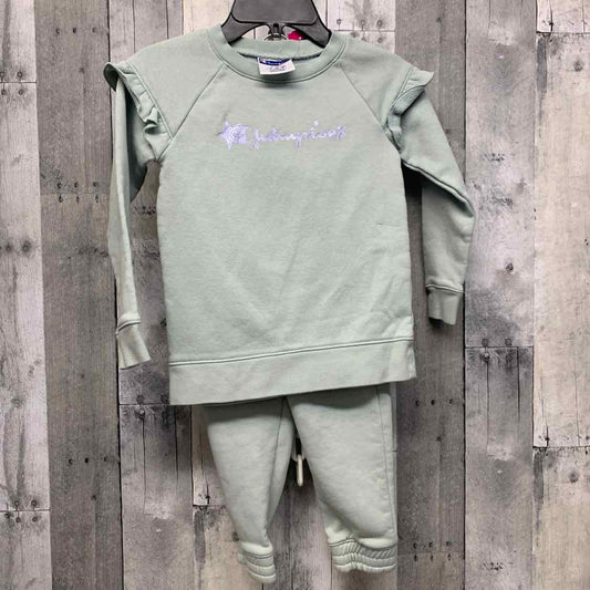 Size 5 Green Champion Sweats - 2pc