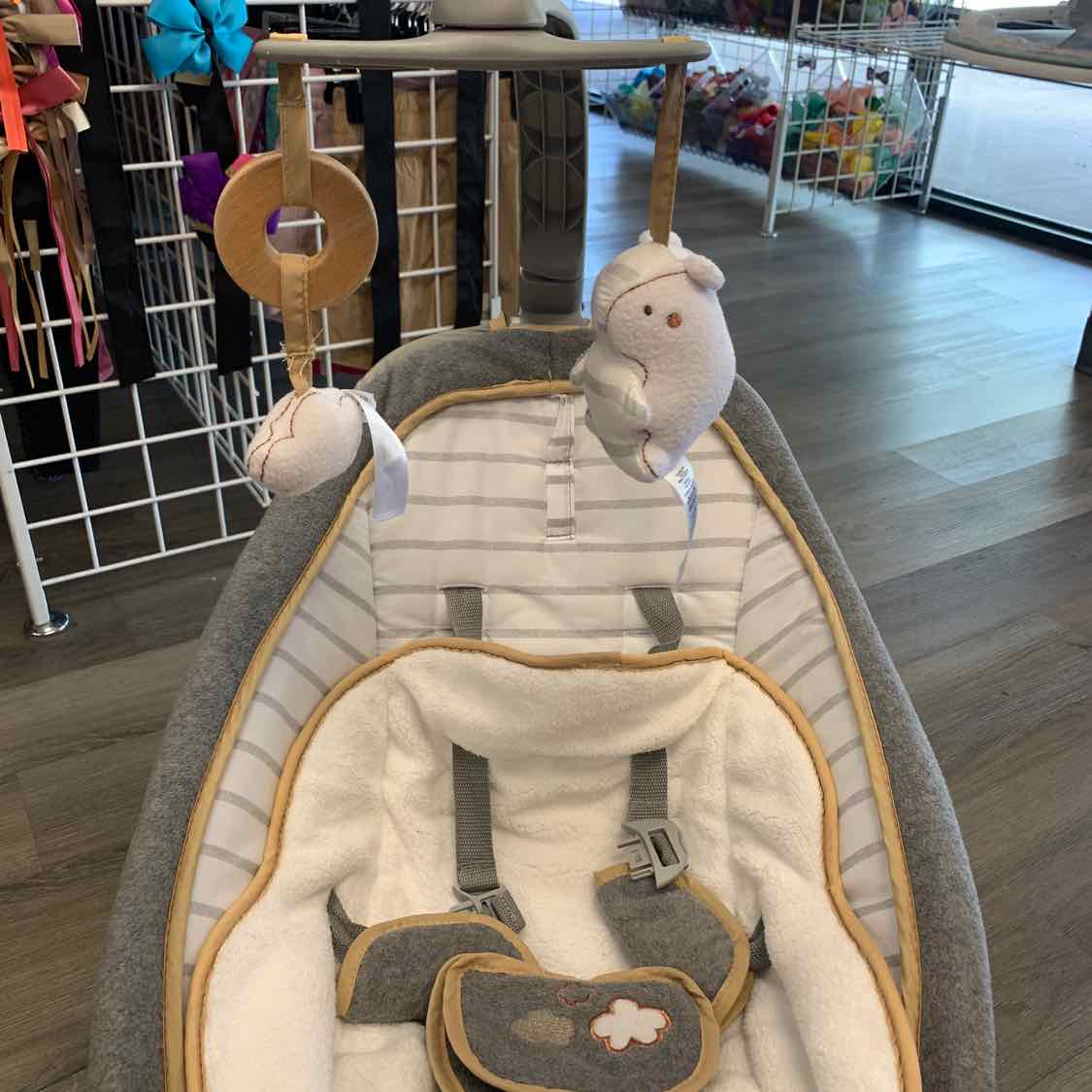 Ingenuity Gray Rocker