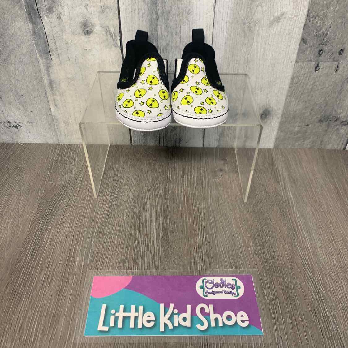 Size 1 White/Black Vans Soft Sole Shoes