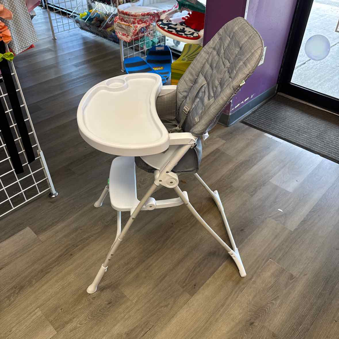 Ingenuity Gray/White High Chair