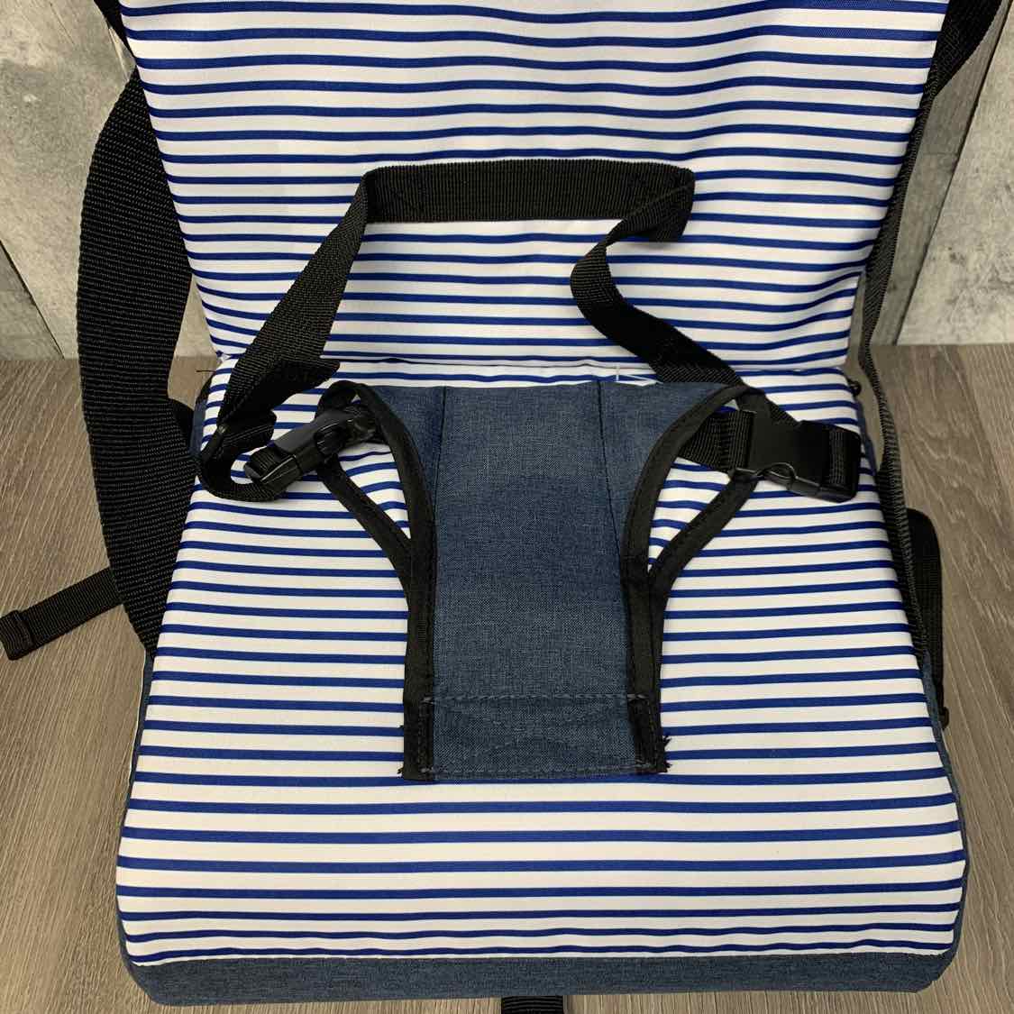 Dreambaby Navy Booster