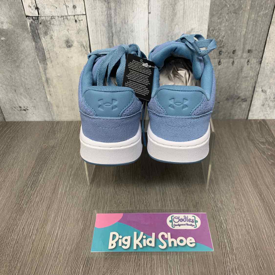 Size 5.5 Blue/White Sport Brand Sneakers