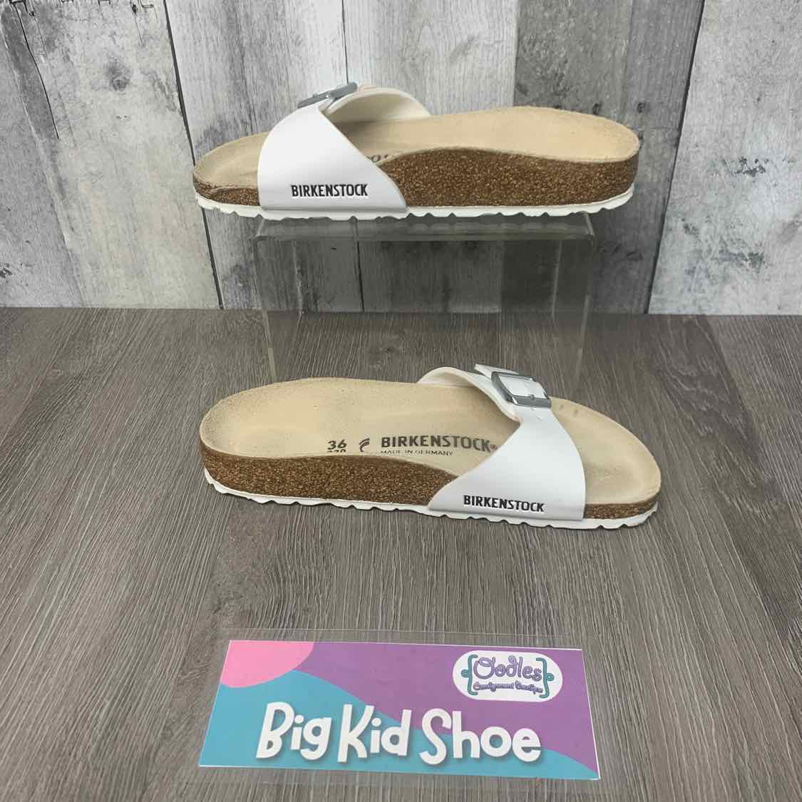Size 36 White Name Brand Sandals