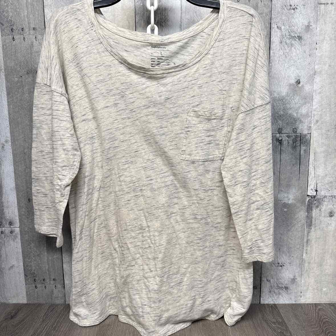 Size L Gray Gap Long Sleeve Top
