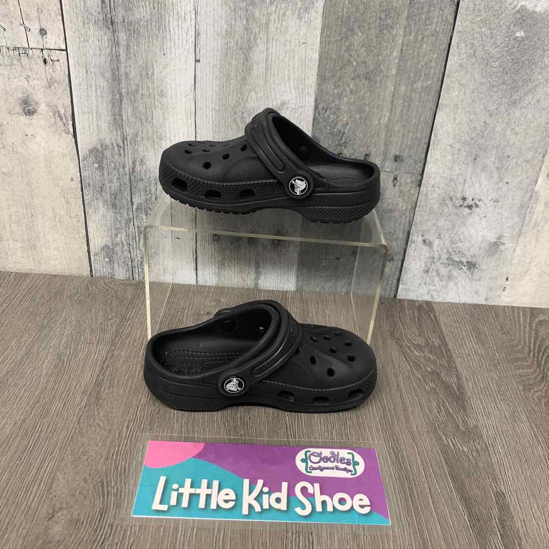 Size 9 Black Crocs Water Shoes
