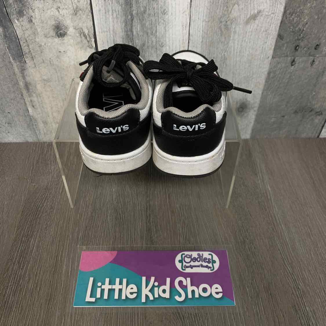 Size 7 Black/White Levi Sneakers