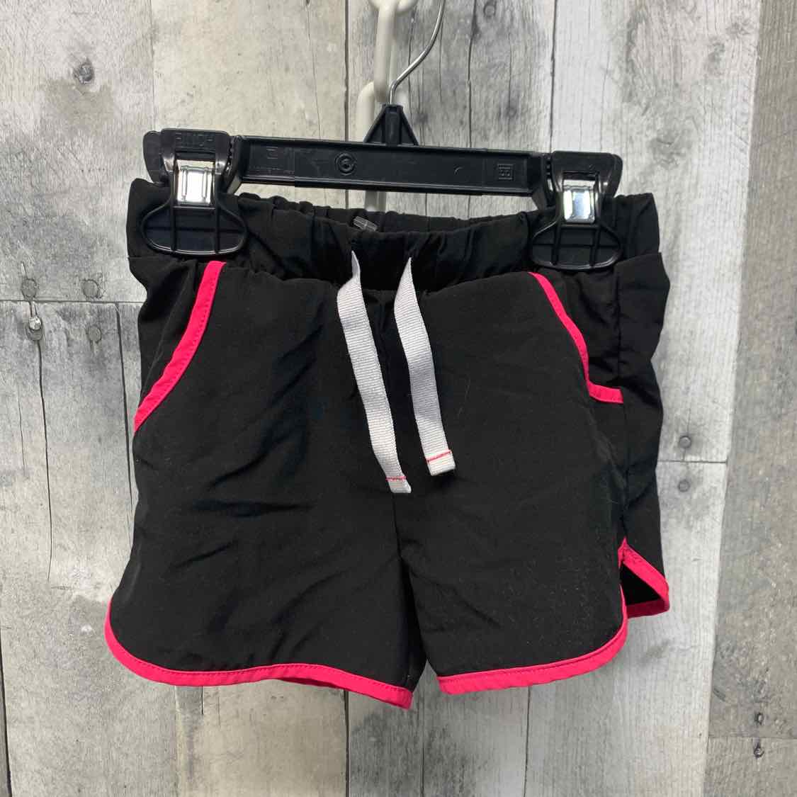 Size 2T Black/Pink Cat & Jack Shorts - Athletic