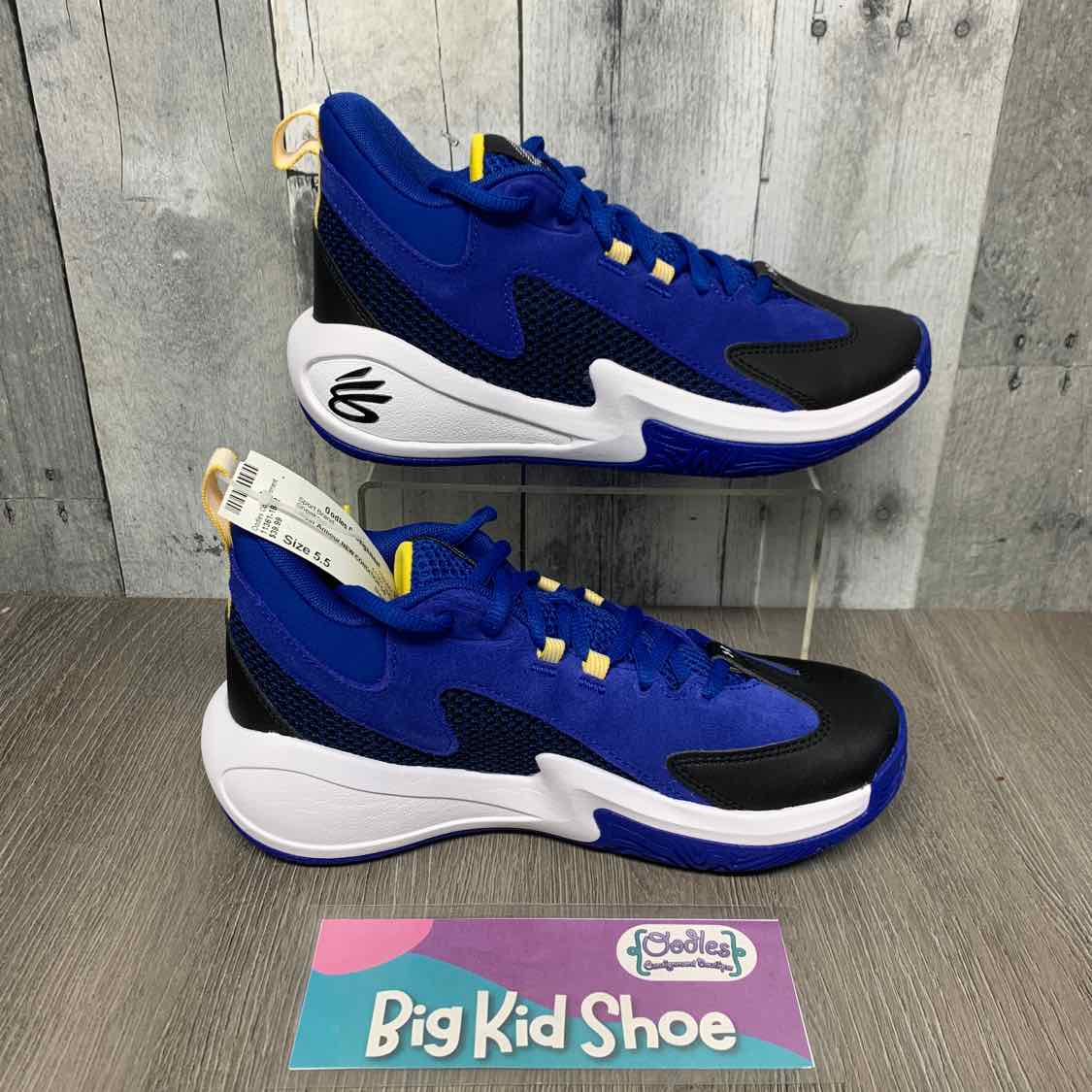 Size 5.5 Blue/Black Sport Brand Sneakers
