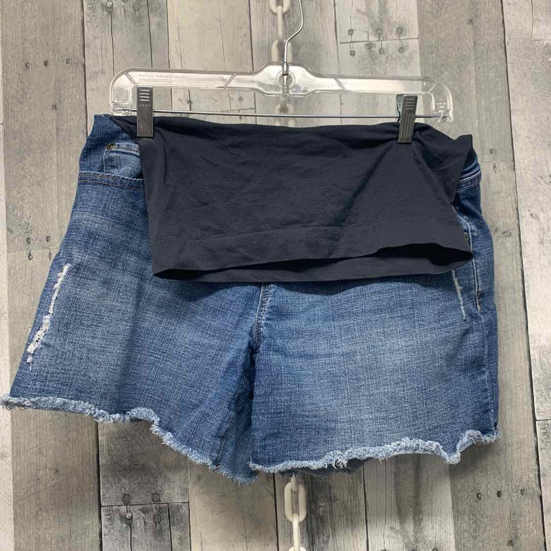 Size 12 Denim Sonoma Shorts - OodlesCB