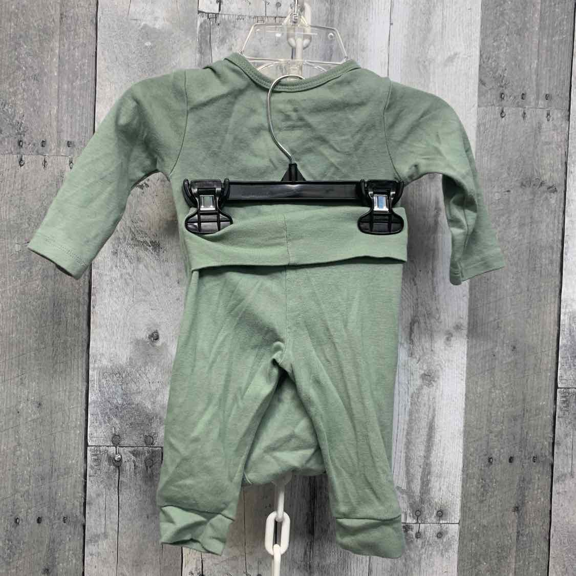 Size 6 Months Green B Brand Shirt/Pants