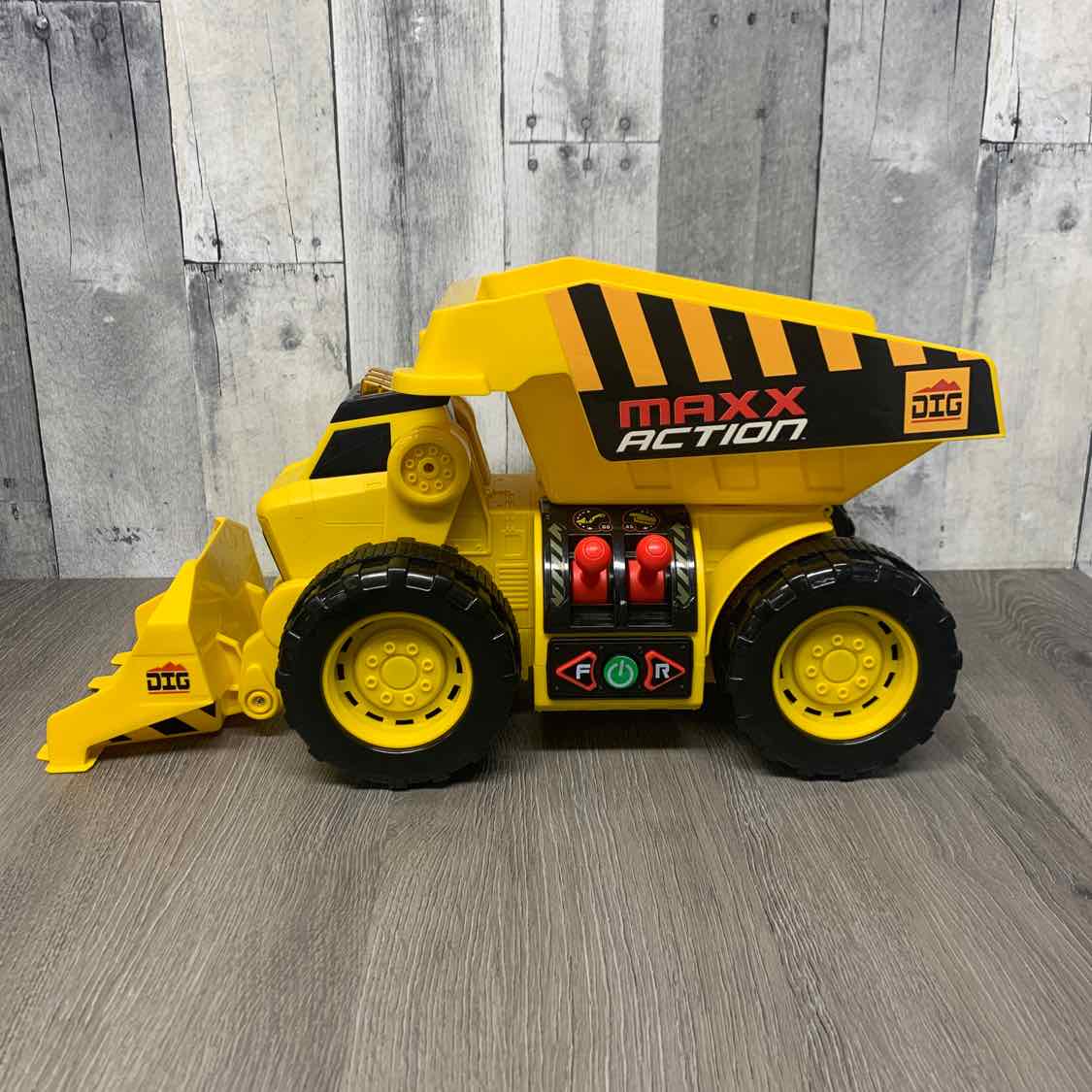 Generic Yellow/Black Misc Vehicles