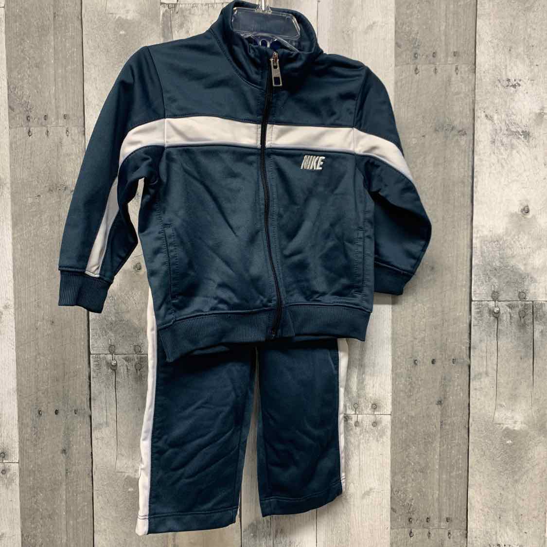 Size 18 Months Navy/White Sport Brand Jacket/Pants