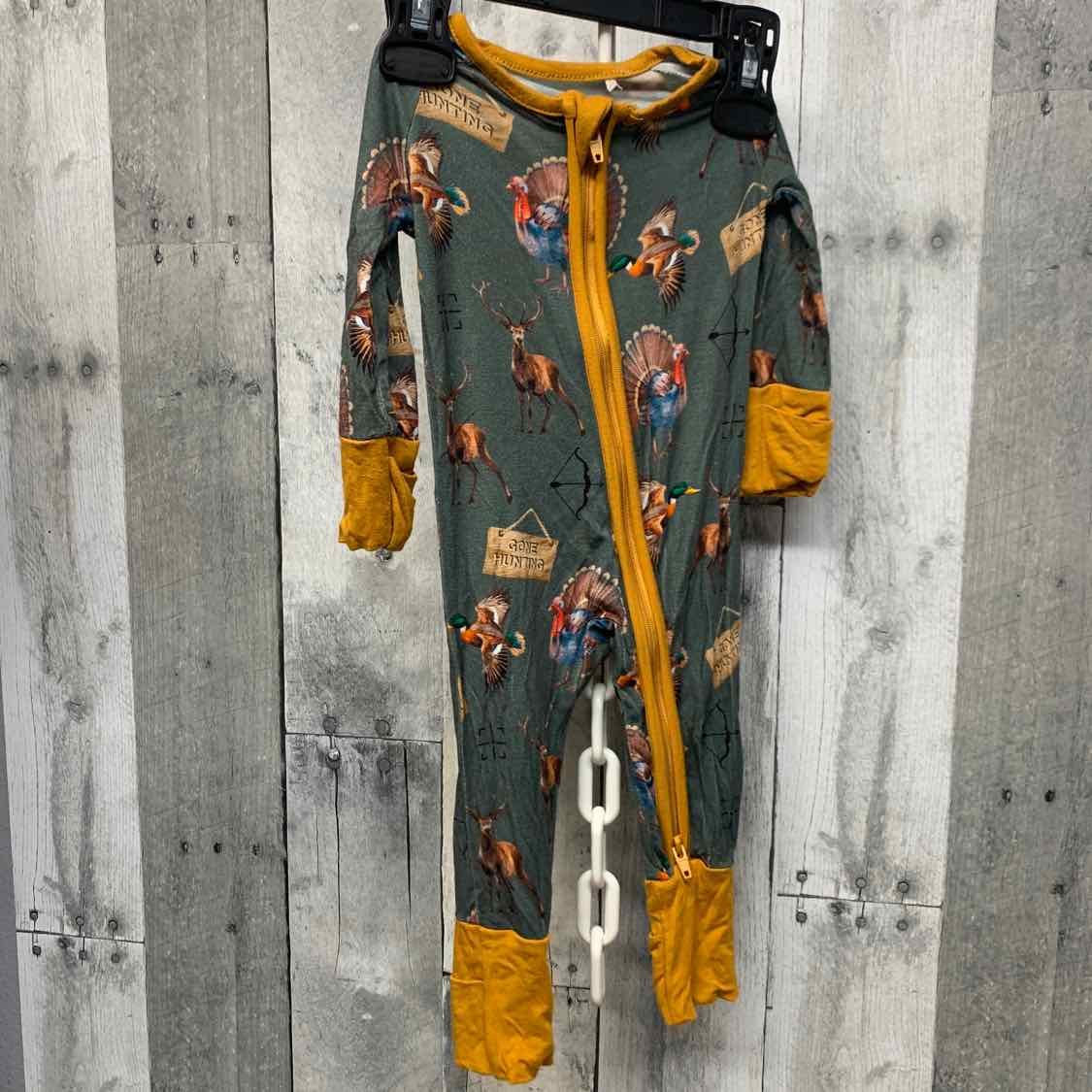 Size Newborn Green/Yellow Bamboo Footy PJs