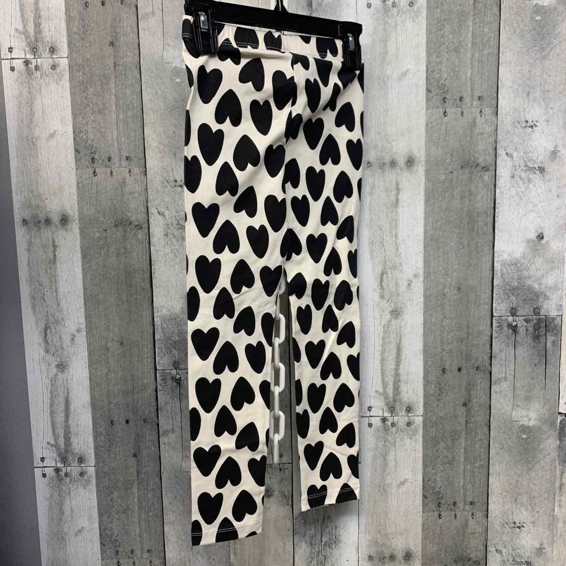 Size 6/6X White/Black Cat & Jack Leggings