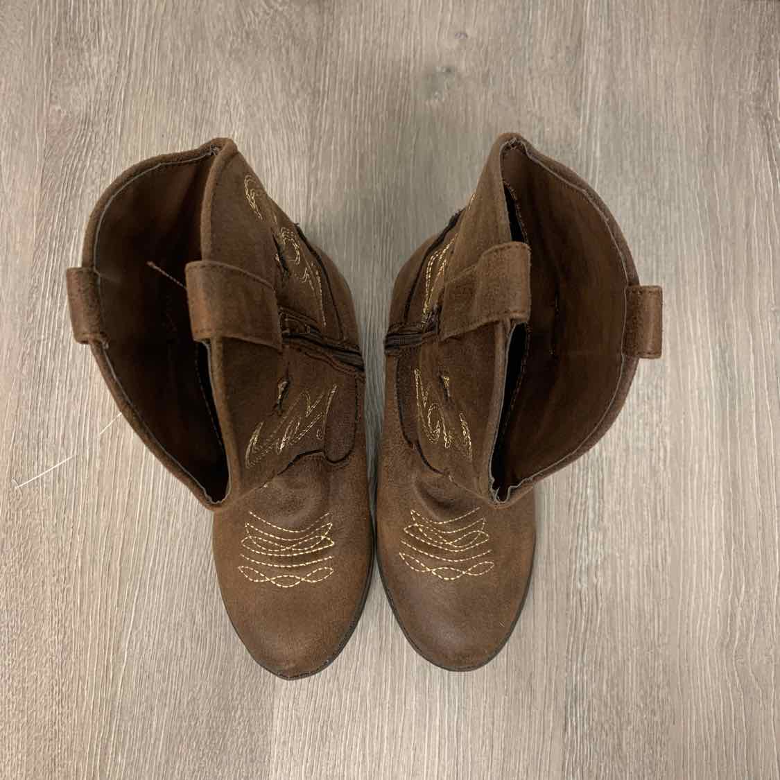 Size 12 Brown/Pink B Brand Boots