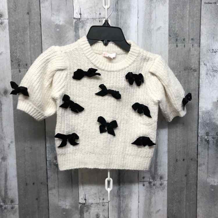 Size 5 White/Black B Brand Pull Over