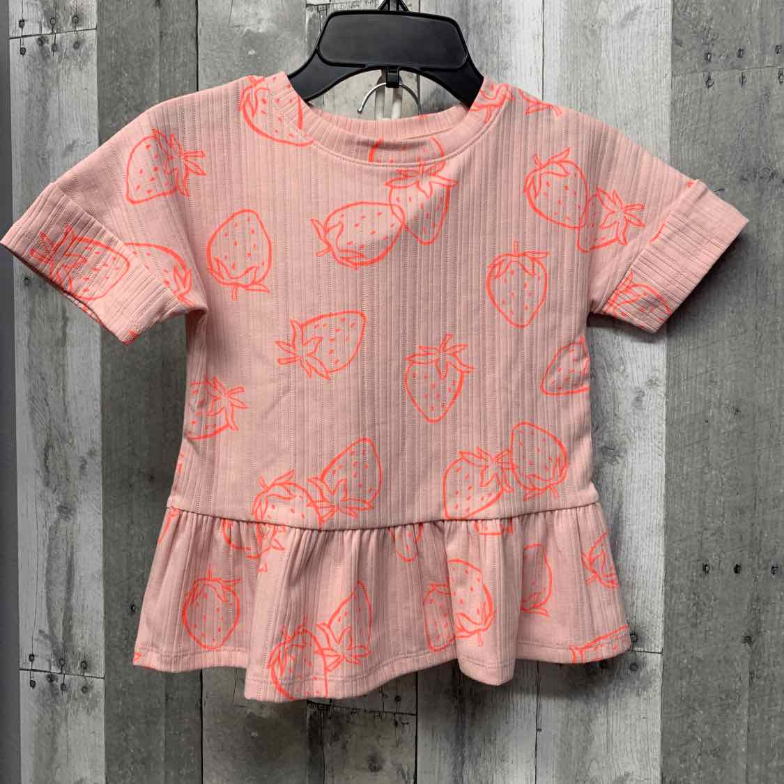 Size 5T Pink Print Cat & Jack Shirt/Shorts