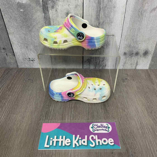 Size 6 Yellow/Blue Crocs Water Shoes
