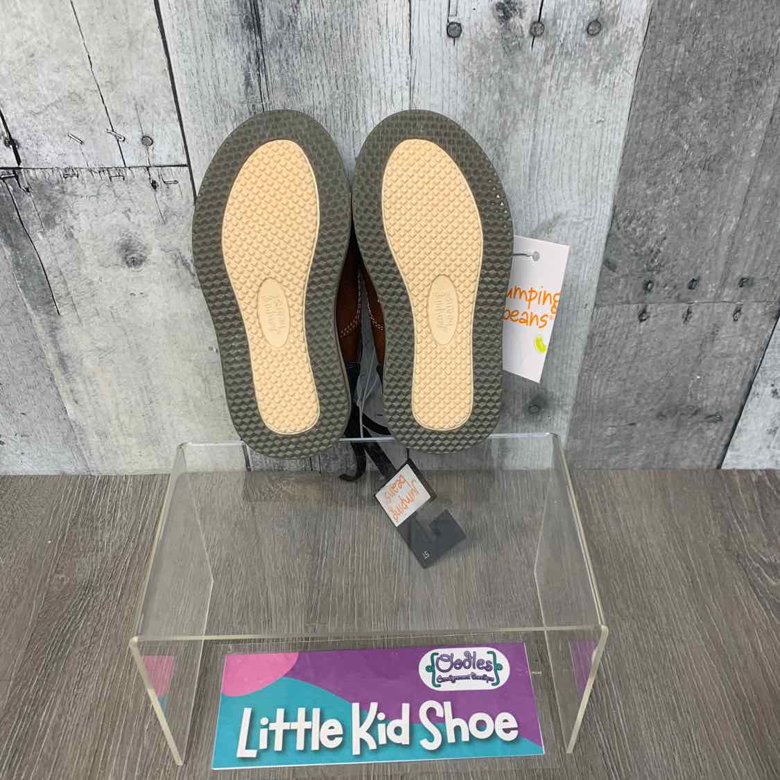 Size 5 Brown/Navy Jumping Beans Dress Shoes