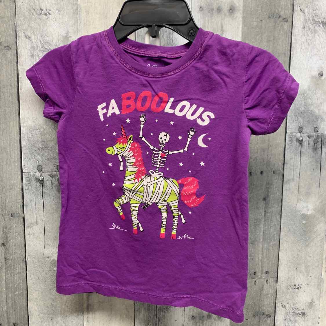 Size 4/5 Purple City Streets T Shirt