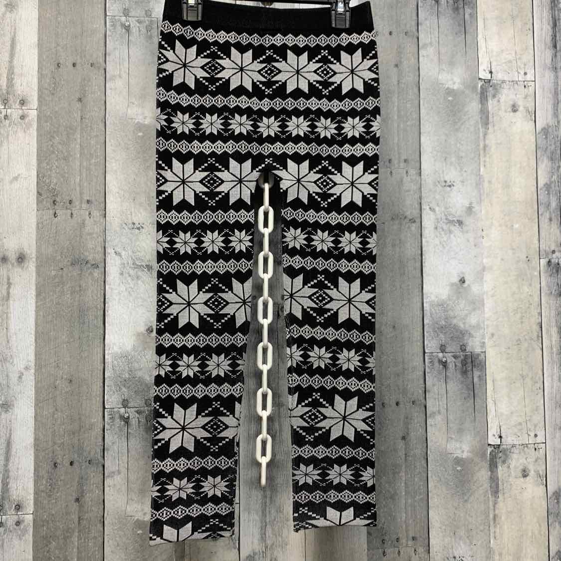 Size 10/12 Black/White Derek Heart Leggings