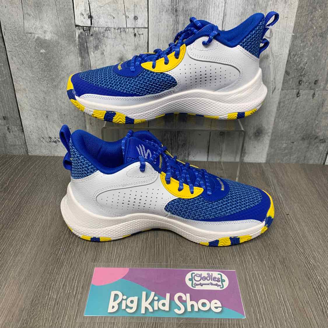 Size 5.5 Blue/Yellow Sport Brand Sneakers