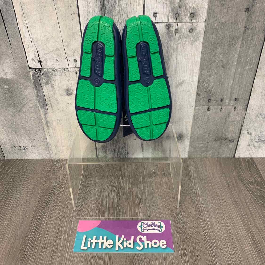 Size 12 Navy Name Brand Water Shoes - OodlesCB