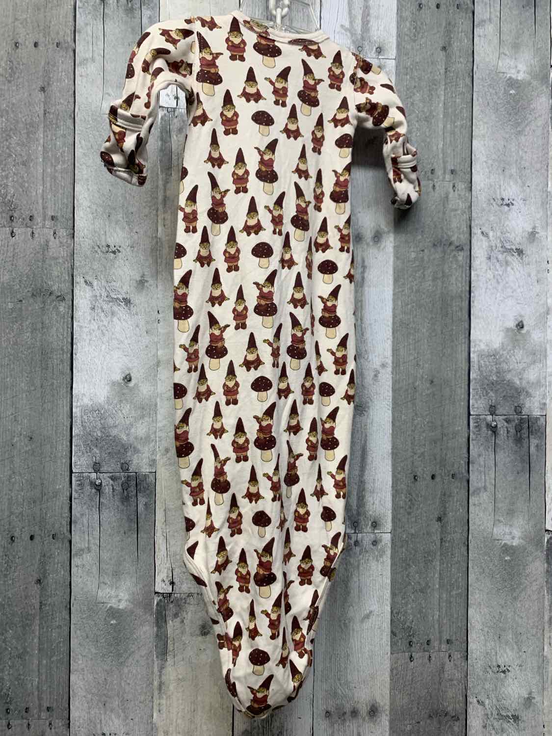 Size 0-3 Months White Kate Quinn Layette