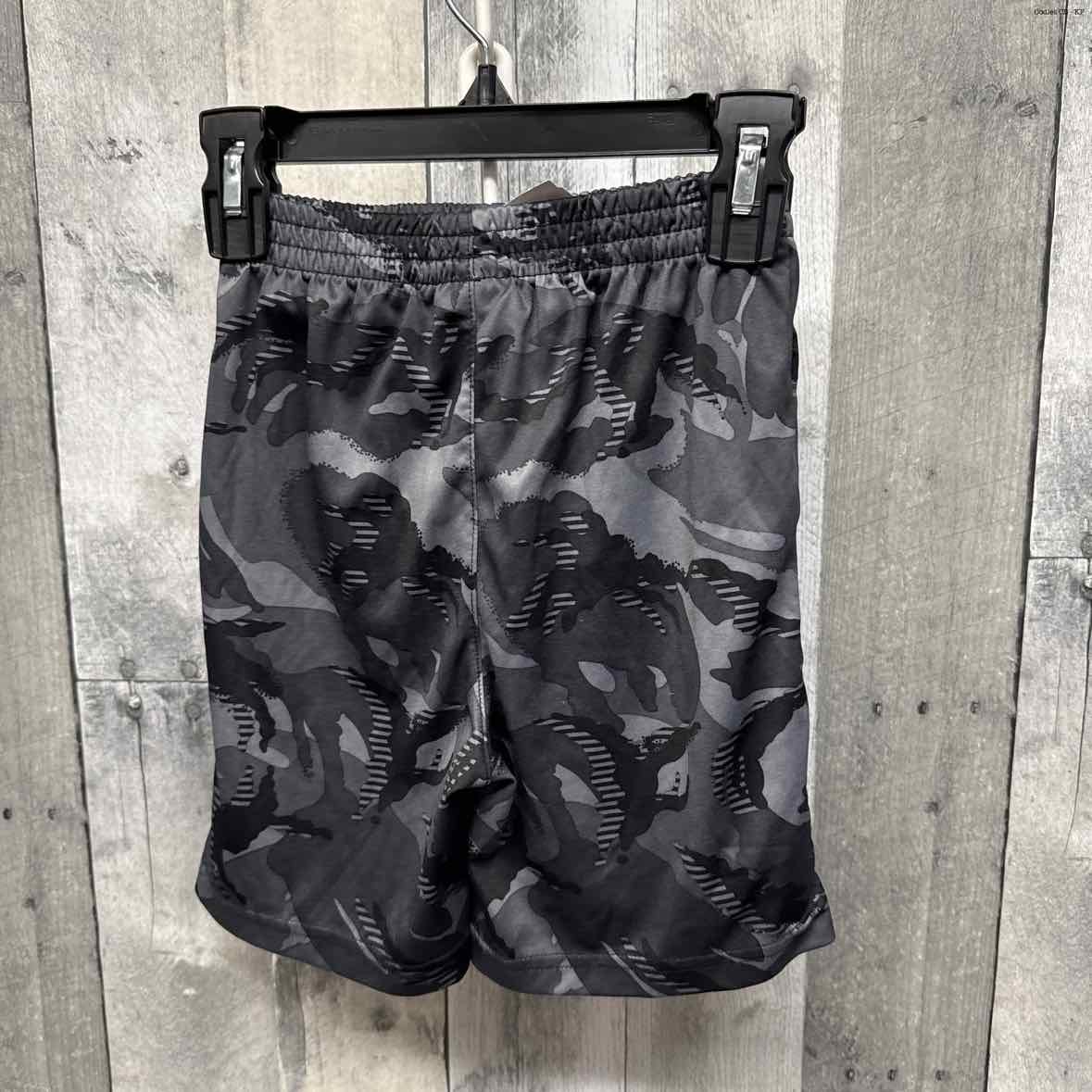 Size 6 Gray Camo Sport Brand Shorts - Athletic